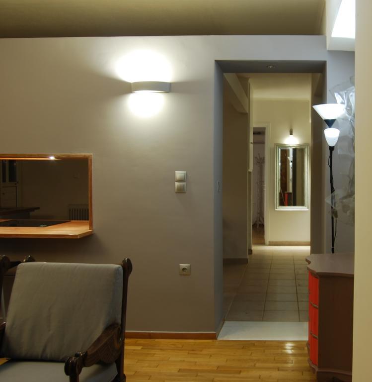 Affordable Luxury Garden Apartment アテネ エクステリア 写真