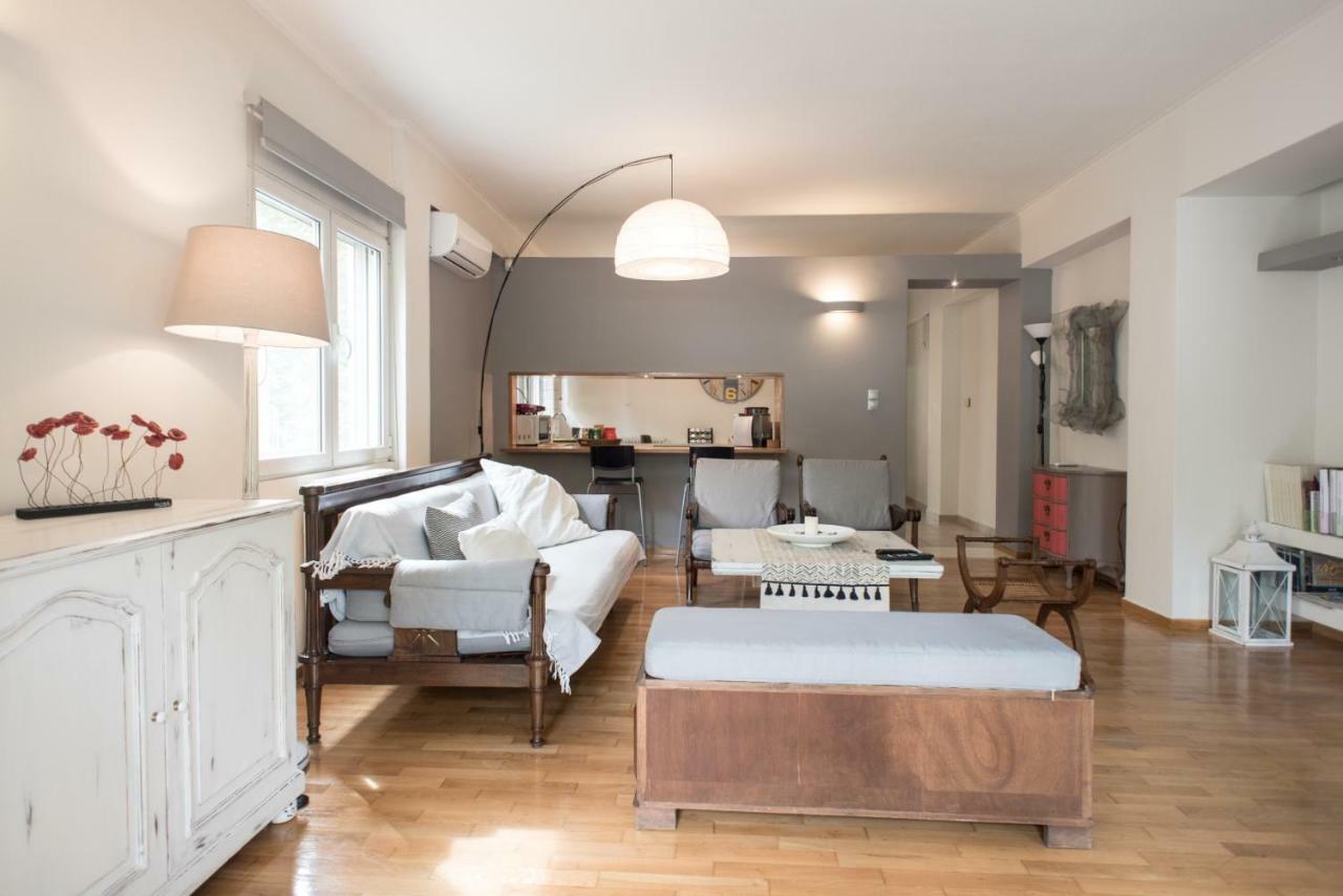 Affordable Luxury Garden Apartment アテネ エクステリア 写真