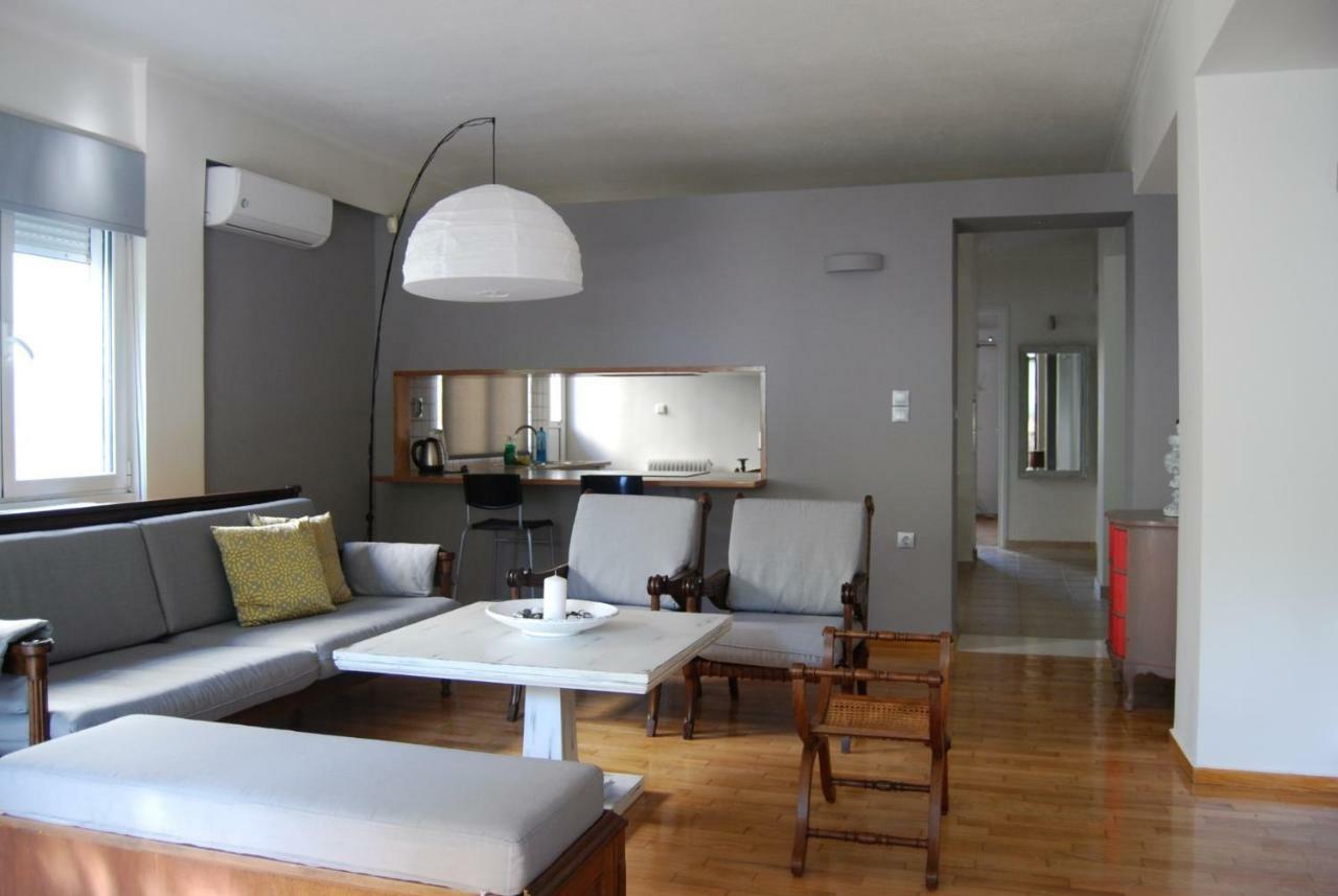 Affordable Luxury Garden Apartment アテネ エクステリア 写真